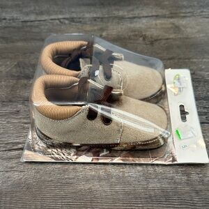 Team RealTree Baby Size 5 Tan/Camo Lace Up Shoe